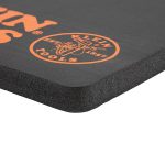 KLEIN TOOLS Tradesman Pro Standard Kneeling pad - showing corner of pad showing thickness.